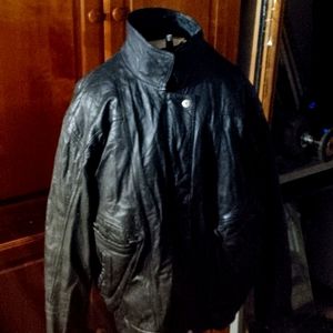 London Fog black leather jacket L